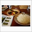 またカレーかよ