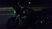 いえ、決してホーンを鳴らすつもりでは・・・（汗）