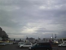 雨降ってます