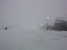 雪、無、安比にて…