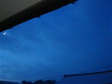 １２月２３日　薄っすら雪化粧の朝、おはです～♪