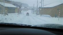 吹雪いてます・・・