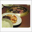 焼肉してます