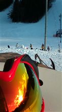 雪遊びに興じるオサーン達