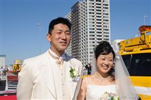 花嫁は元ミスハイウェイ…開業前の首都高で結婚式
