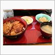お昼は豚丼