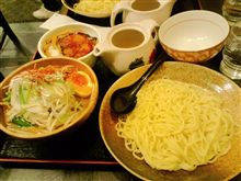 麺や紅丸にて！！