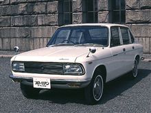 初めて運転した車