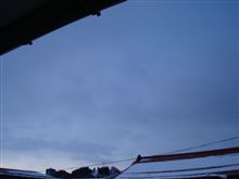 ２月２日　風がビュービュー月曜日、おはです～♪