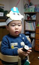 恵方巻き喰らうオニ～