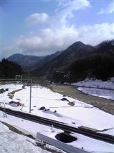 雪融け水