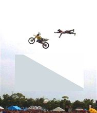手を離したら・・・
