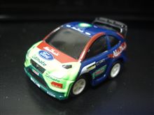 ワンダ WRC Raklly Japan 公認 プルバックカーコレクション♪フォード・フォーカスRS WRC07 BP FORS ABU DHABI WORLD RALLY TEAM♪ 