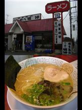 ラーメン  博多長浜らーめん　楓神