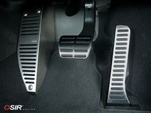 AudiA3用OSIR フットレストカバーをイギリスに発注