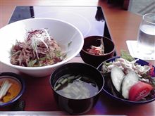 今日のお昼はアグー豚♪ 