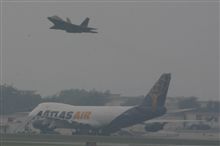 えぇっ？Ｆ-２２ラプターが生産中止？！