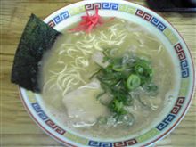 博多ラーメンとんとん