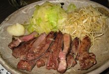 お嫌いですか１０２　ぶつ切り牛タン焼