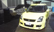 黄色い車は虫がつく・・・