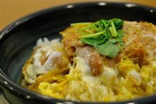 今日のランチは、牧之原サービスエリアの特選カツ丼　1,080円