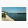 海岸線沿いを駆け抜けて