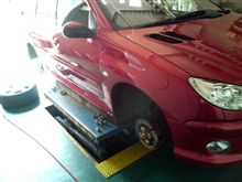 206のタイヤローテーションやってきた。