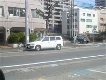 此処は、右側通行かっ(-_-メ;)テメ・・・