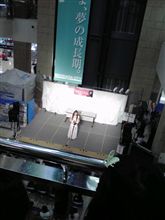 サ○エーで