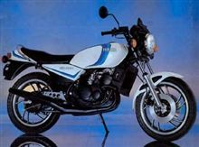 名車 YAMAHA RZ250 350 名車 YAMAHA RZ250 350