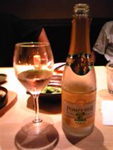 飲んでます( ^^)Y☆Y(^^ )