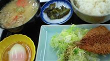 今日の朝食は、富士川ＳＡ下りの豚汁定食