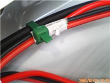 車内へエンジンルームよりコードのひき方③アップ