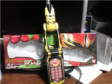 マージマジマジーロとスーツ
