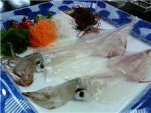 死闘を繰り広げる