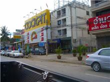 タイでこんなお店見つけました。　＾＾