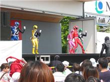 5/5デカレンジャー素顔の戦士フォトギャラアップ