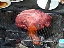 肉、デカっ!!