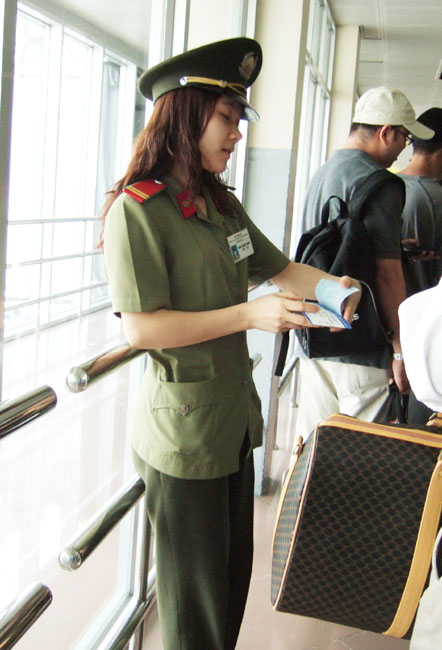 軍服 も凛々しい女性 Ichiのブログ とりあえず3 0ｒ ｓｐｅｃ ｂ みんカラ