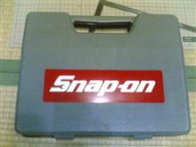 もらった工具箱にステッカー貼ってみました・・・