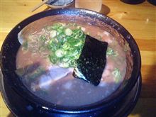 無鉄砲本店の豚骨ラーメン