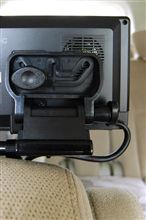 純正 後席専用テレビの背面（スライドしました）
