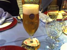 昨日の会社の夕食会、飲み過ぎた～
