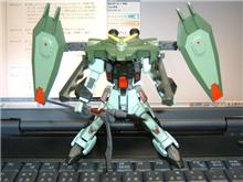GAT-X252　フォビドゥンガンダム(強襲形態)