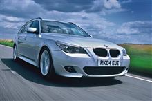 最強のV8搭載、BMW550iツーリング 