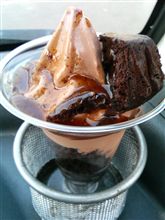 ベルギーチョコケーキパフェ