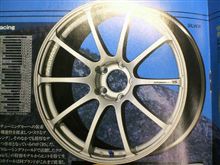 ADVAN RSとスタッドレス注文しました！
