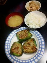 パプリカの肉詰め