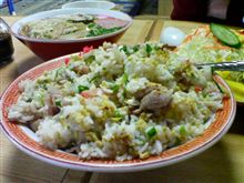 お昼は…