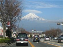 きれいな富士山もう一度見てください。 